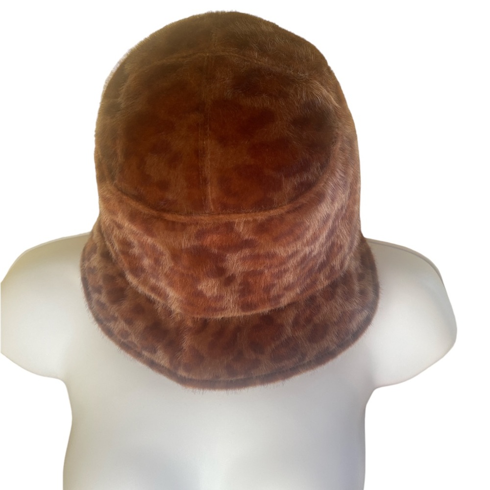 Bebe women’s vintage winter hat